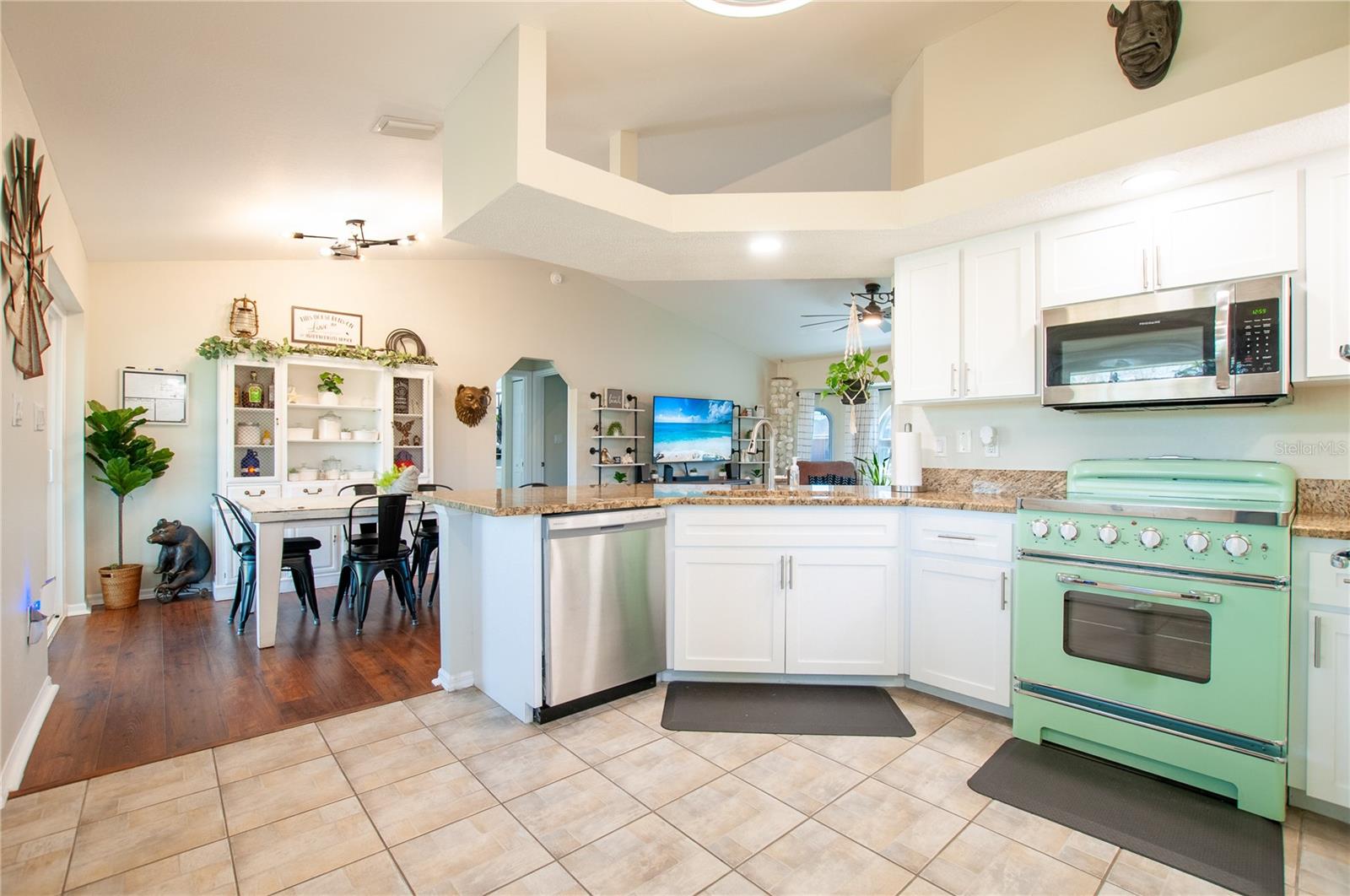 Image 9 of 25 For 27250 Salta Drive