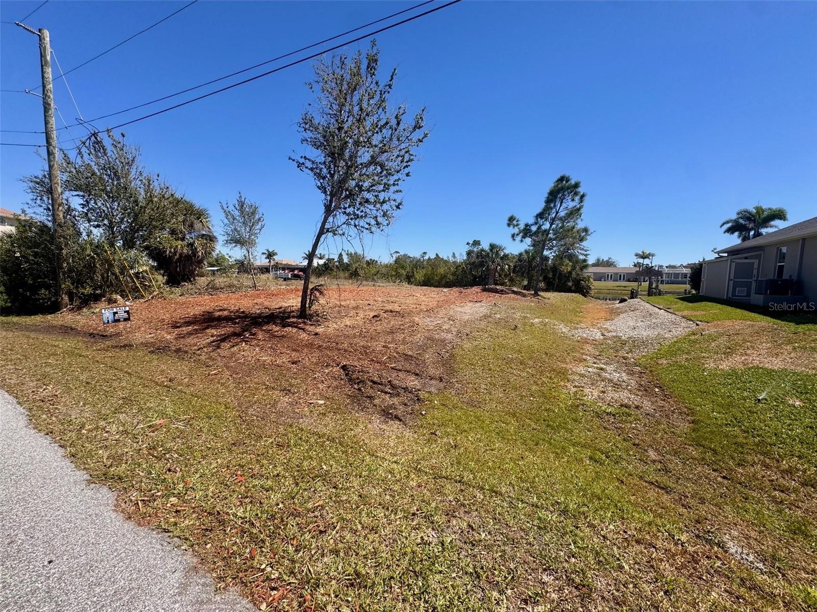 Image 3 of 17 For 9548 Attica Circle