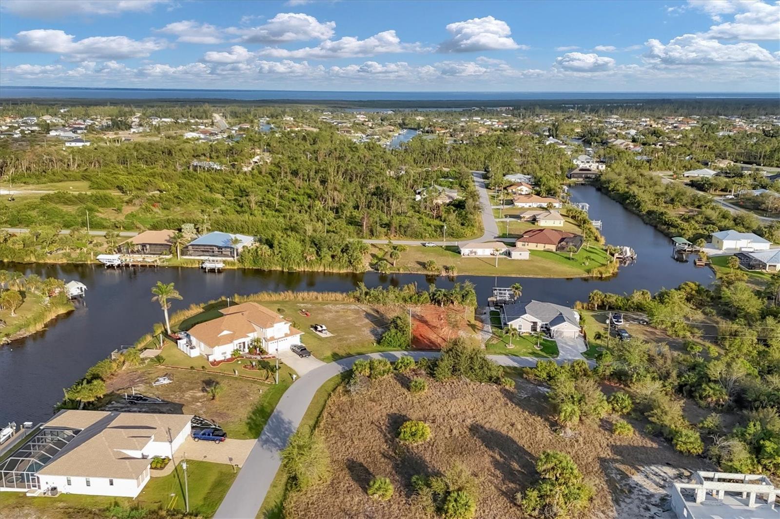 Image 7 of 17 For 9548 Attica Circle