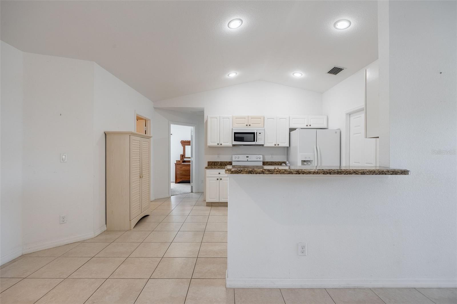 Image 13 of 49 For 7014 Baylor Street