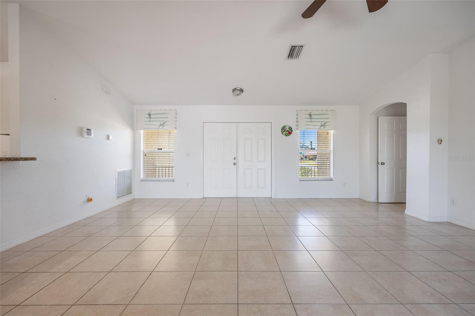 Image 8 of 49 For 7014 Baylor Street