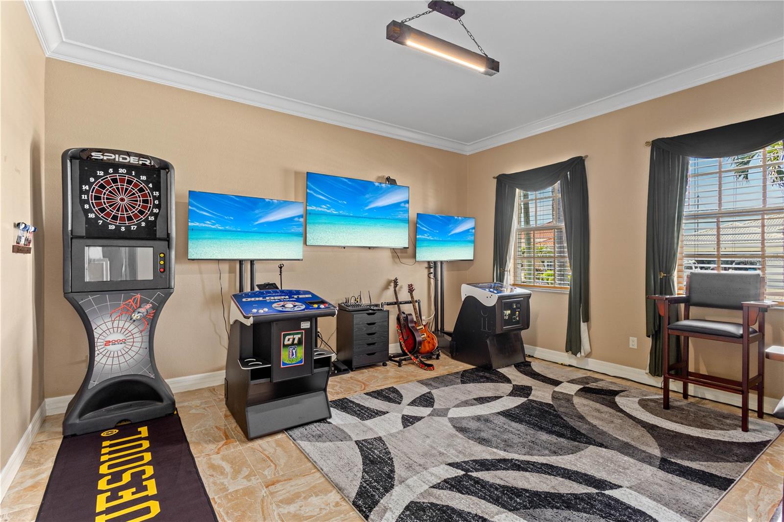 Image 16 of 62 For 3812 Carupano Court