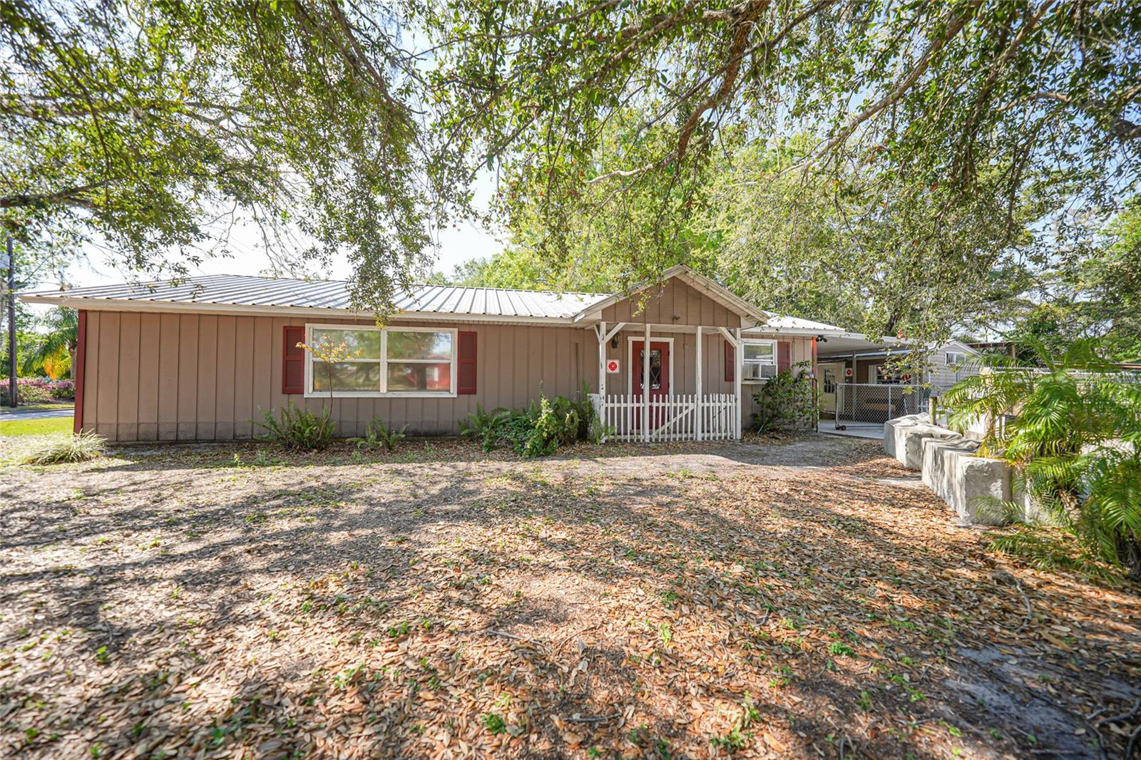 Image 2 of 34 For 726 Magnolia Street
