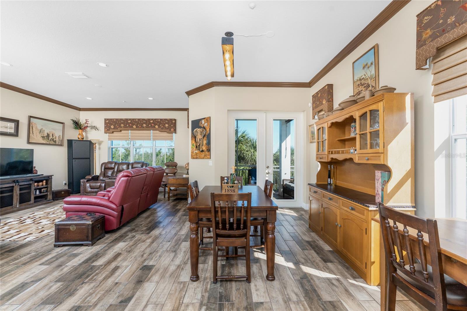 Image 17 of 93 For 10300 Tarpon Landings Terrace 4