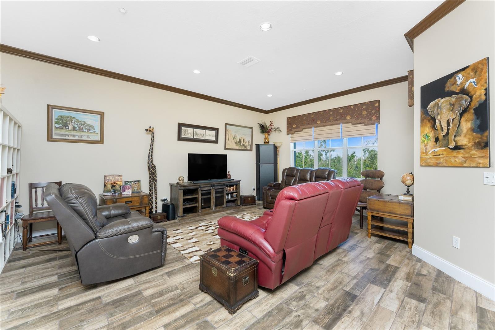 Image 19 of 93 For 10300 Tarpon Landings Terrace 4