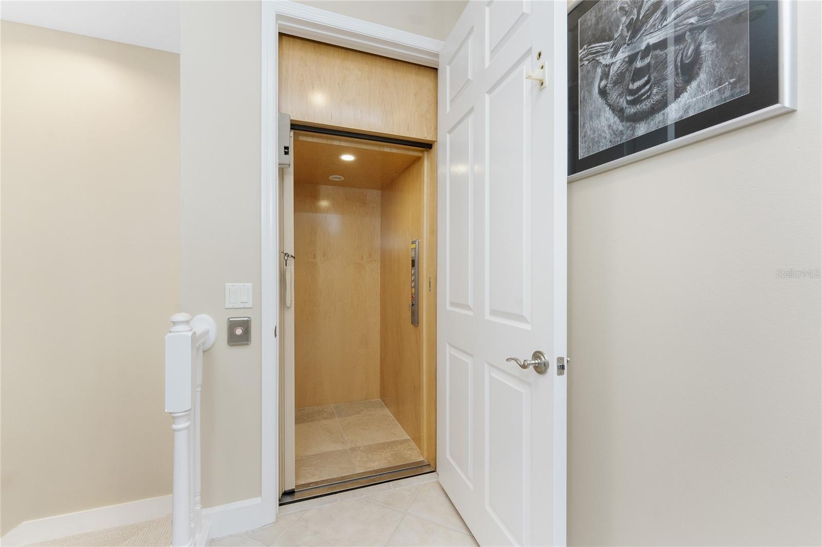 Image 29 of 93 For 10300 Tarpon Landings Terrace 4