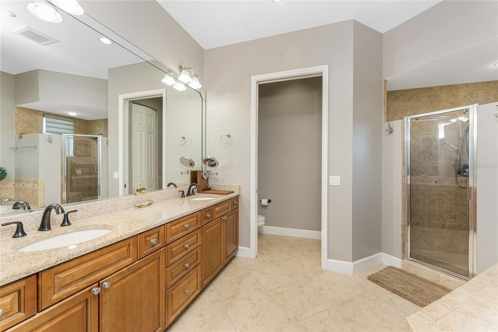 Image 38 of 93 For 10300 Tarpon Landings Terrace 4