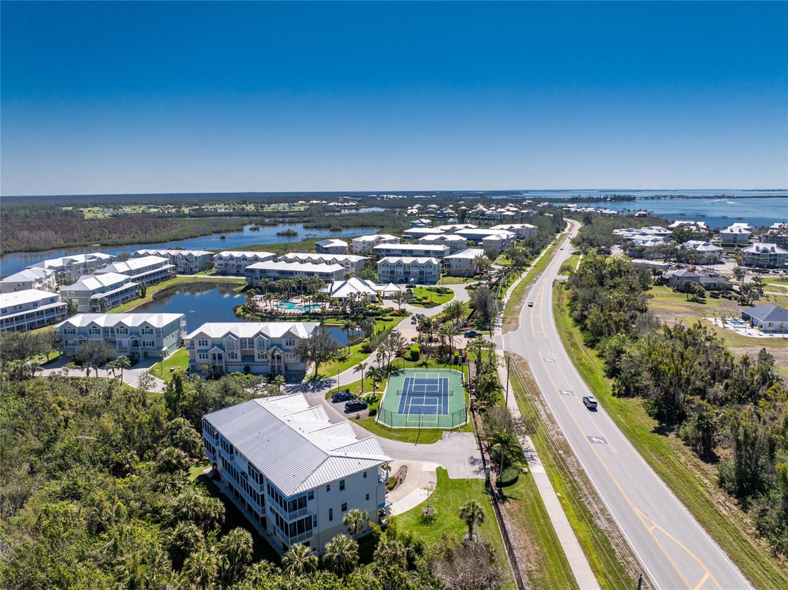 Image 62 of 93 For 10300 Tarpon Landings Terrace 4