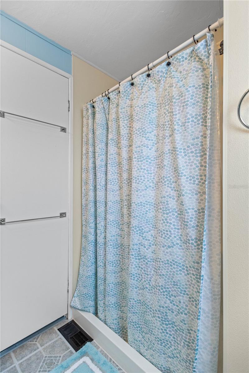 Image 15 of 26 For 24437 Harborview Road 55
