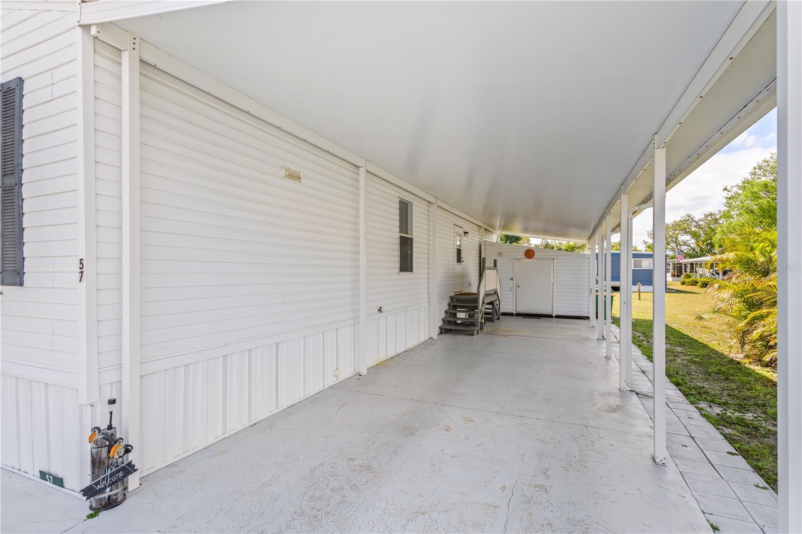 Image 14 of 26 For 24437 Harborview Road 57