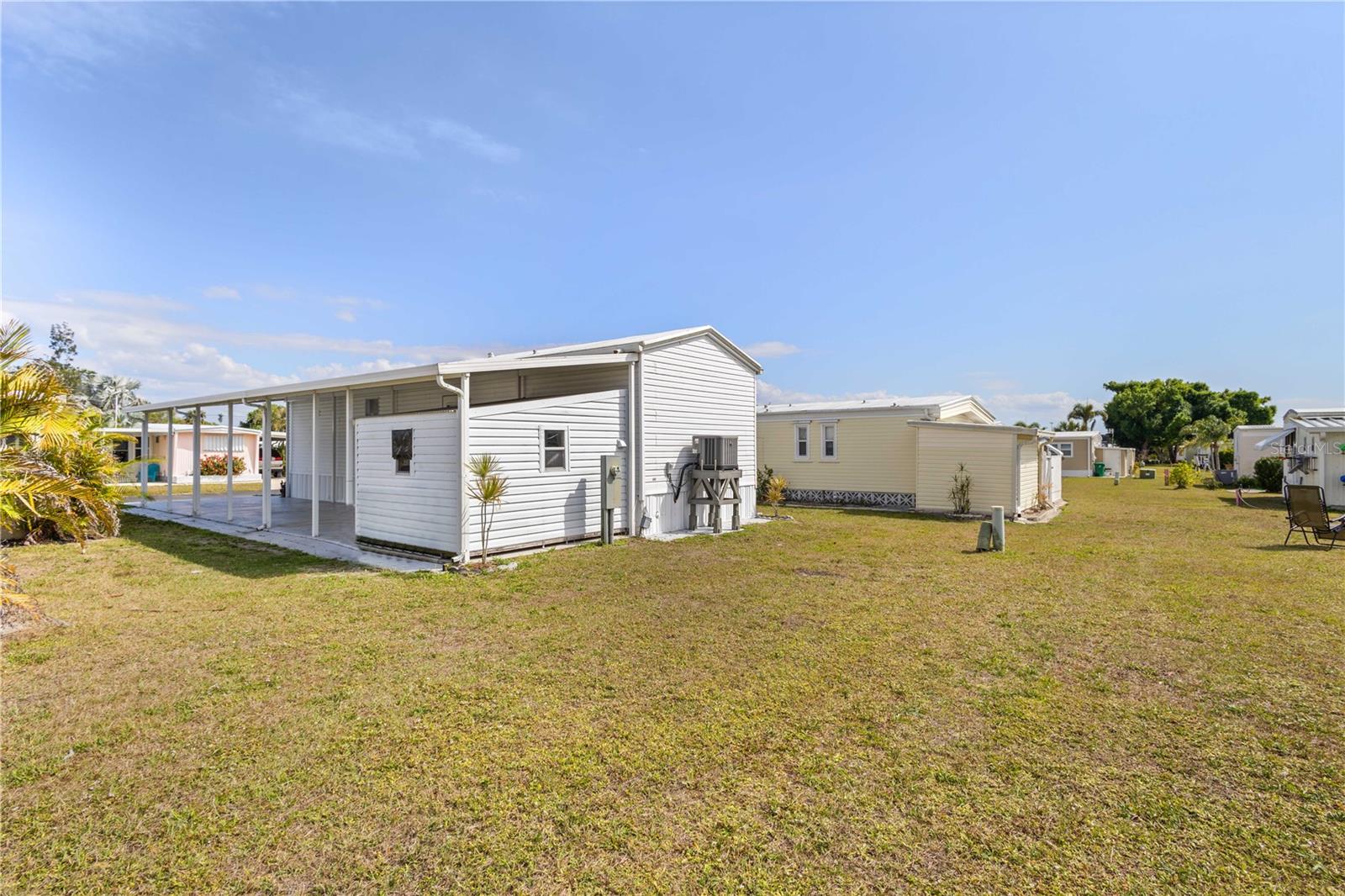 Image 15 of 26 For 24437 Harborview Road 57