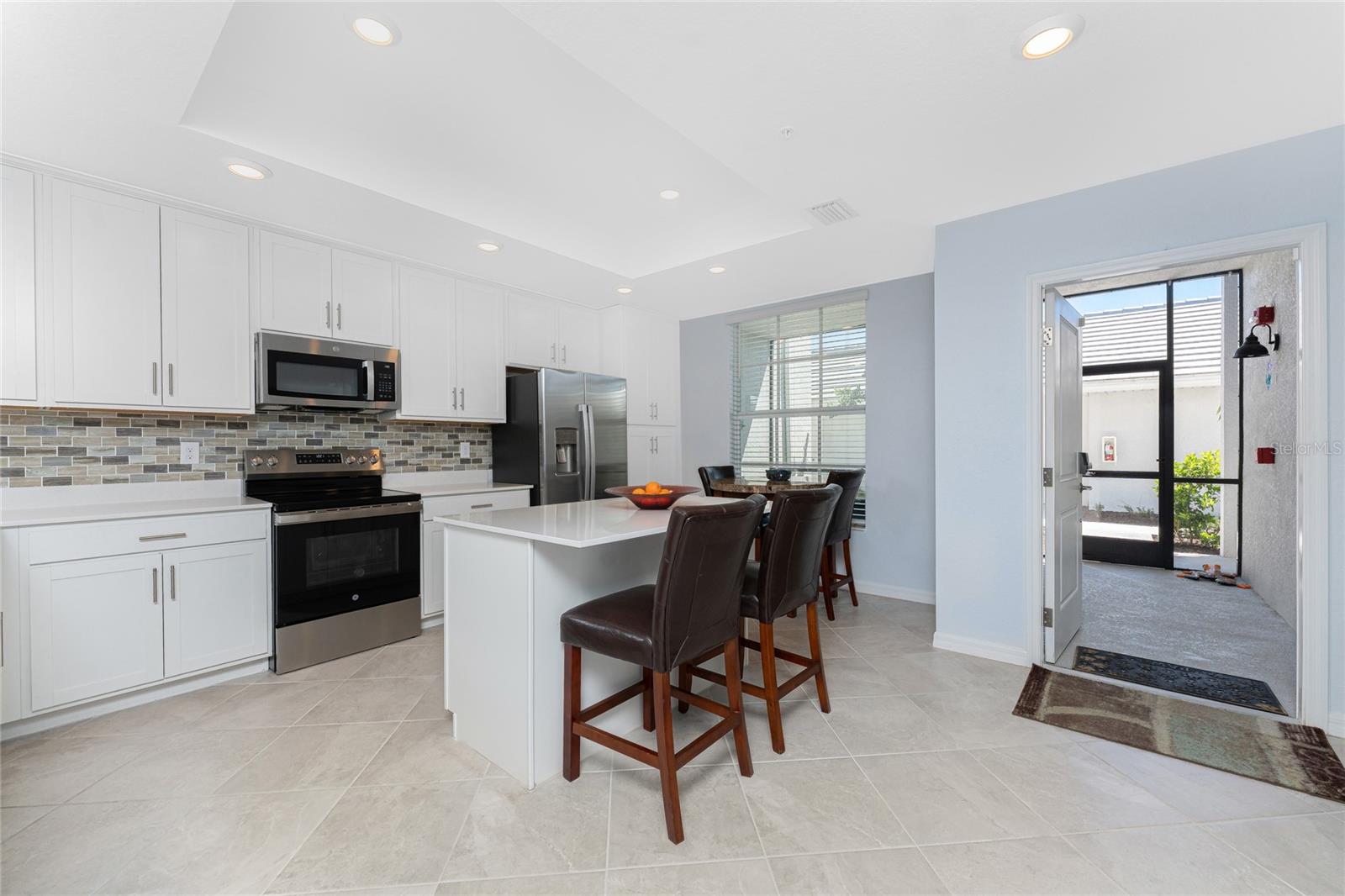 Image 5 of 39 For 14281 Heritage Landing Boulevard 1411