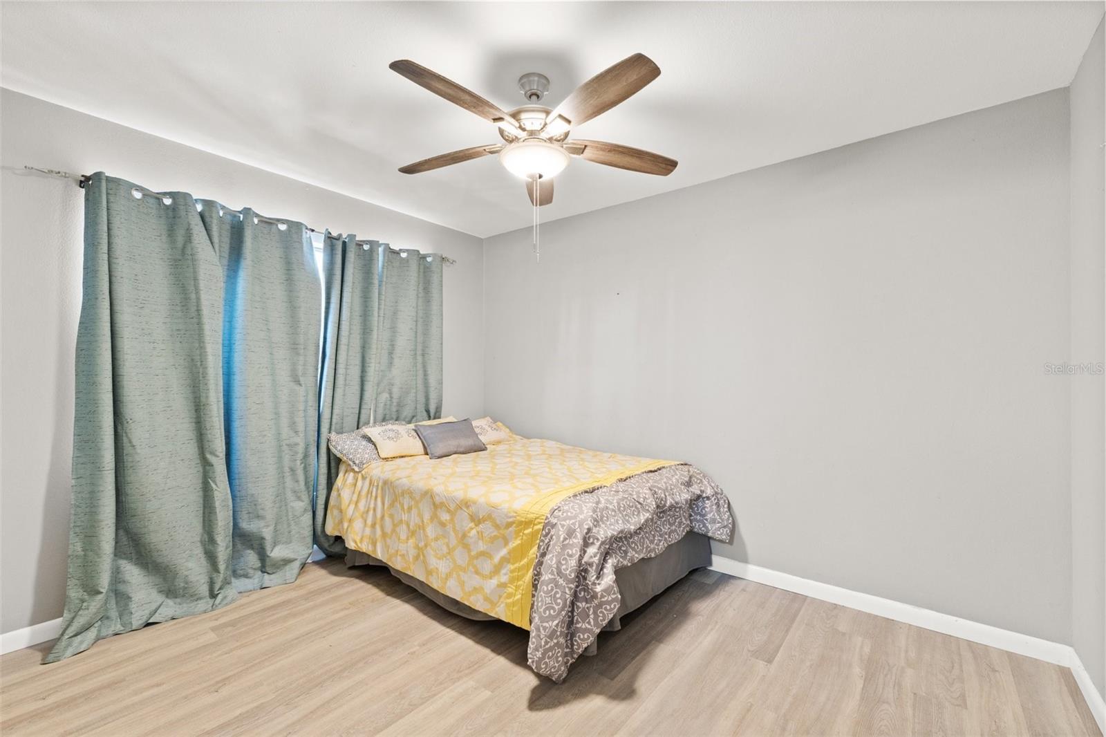 Image 31 of 35 For 19505 Quesada Avenue F103