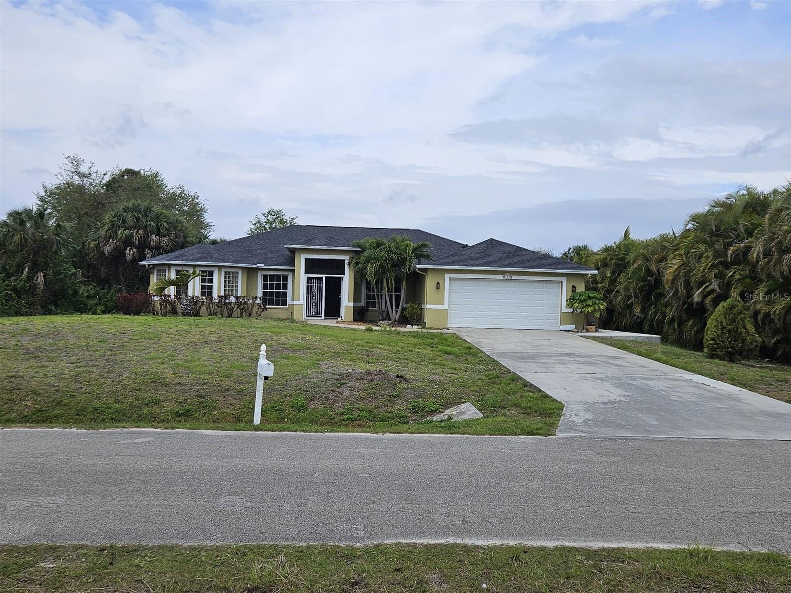 Details for 713 Palmetto, LEHIGH ACRES, FL 33972