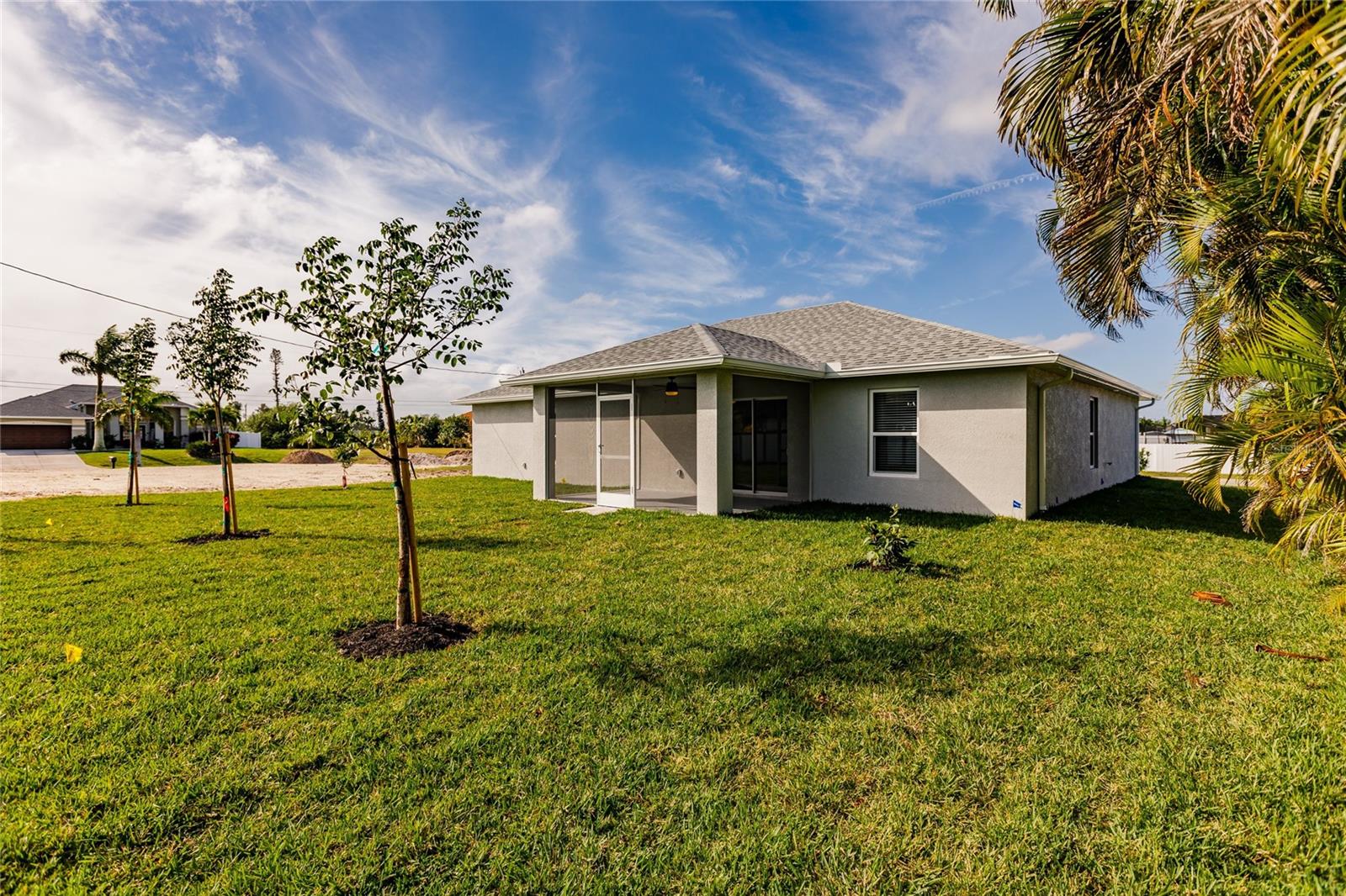 Image 17 of 37 For 914 25th Lane