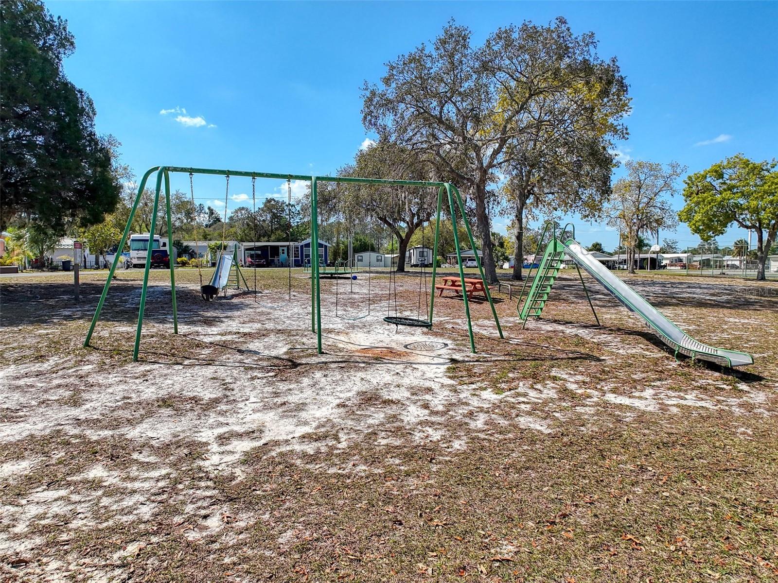 Image 18 of 81 For 9339 Bob Cat Drive