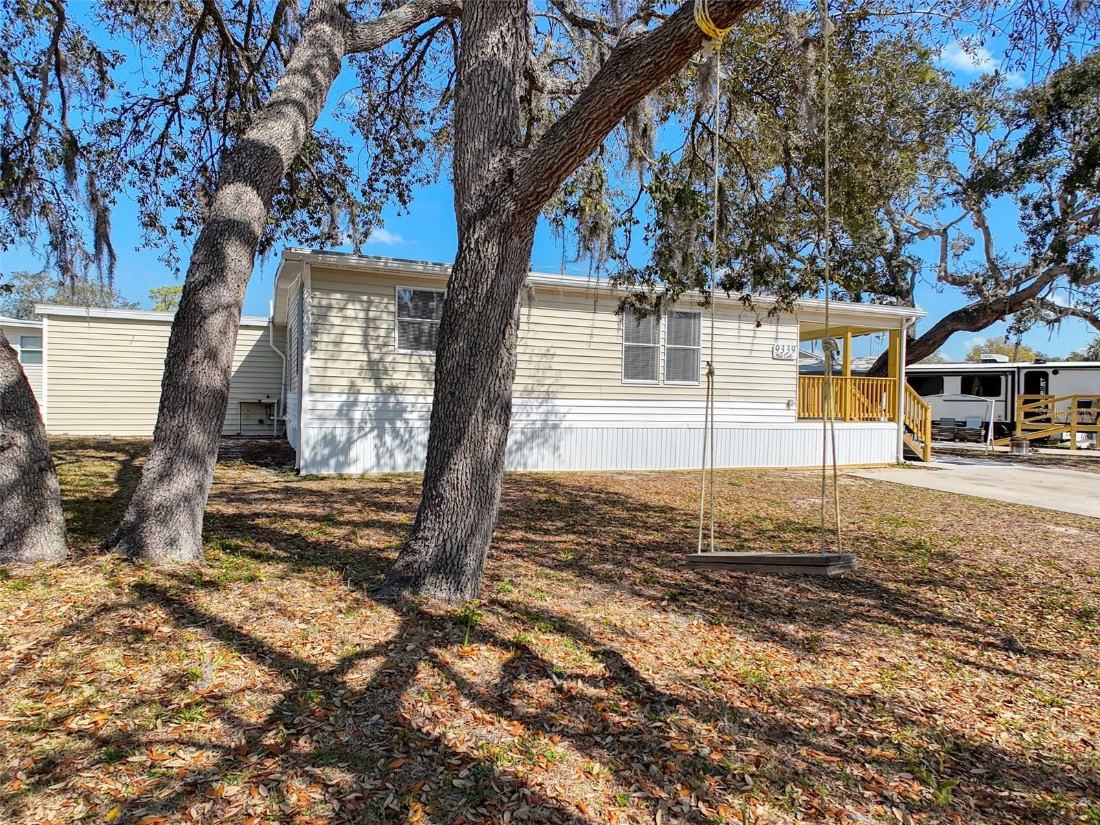 Image 36 of 81 For 9339 Bob Cat Drive