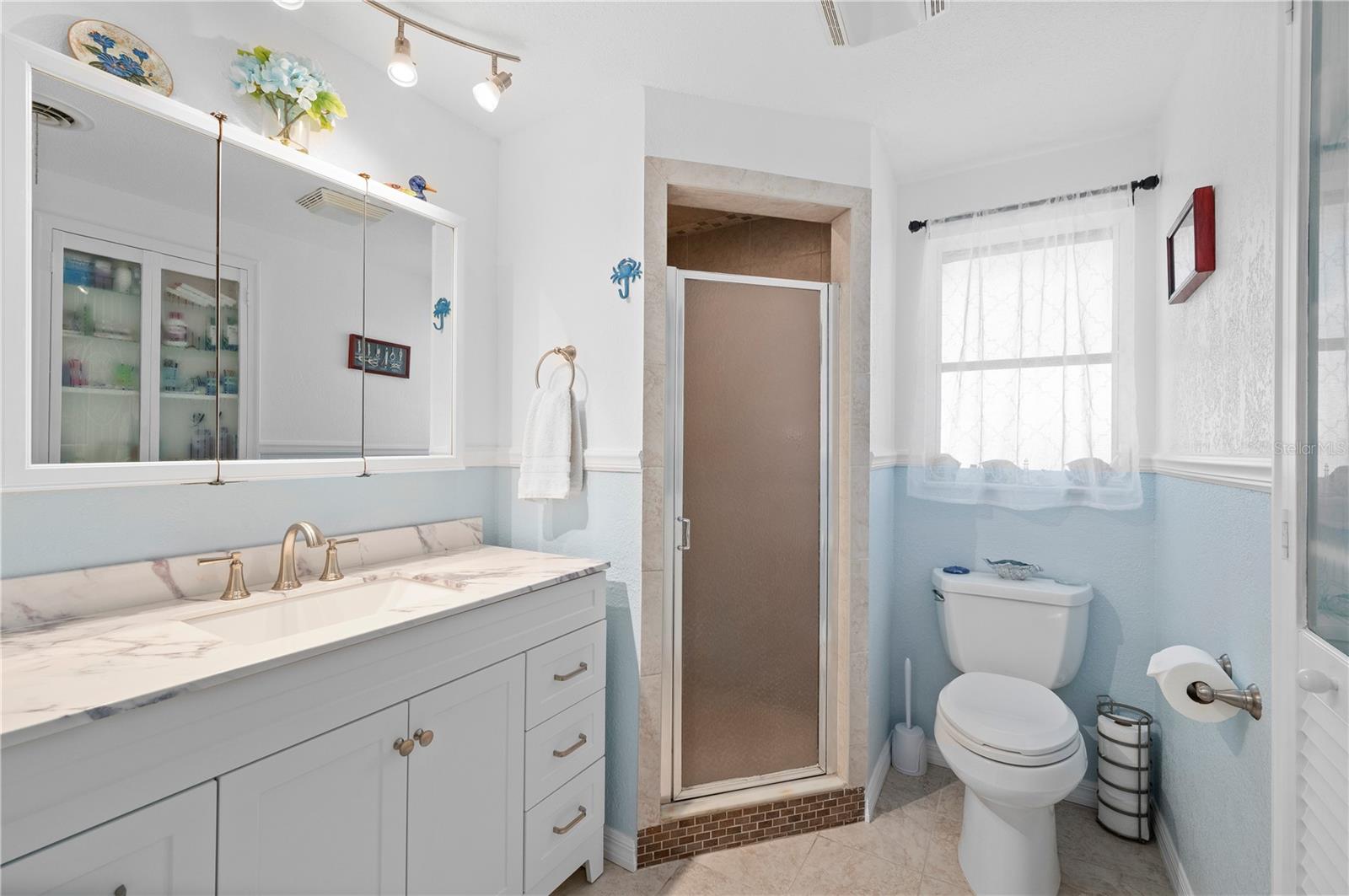 Image 28 of 84 For 21194 Edgewater Drive