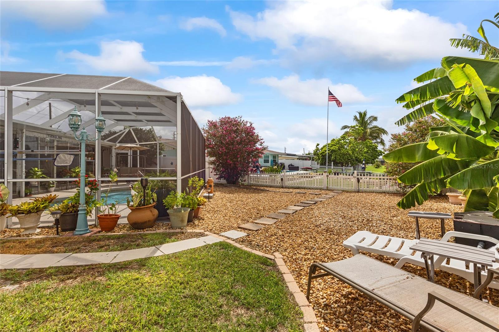 Image 42 of 84 For 21194 Edgewater Drive