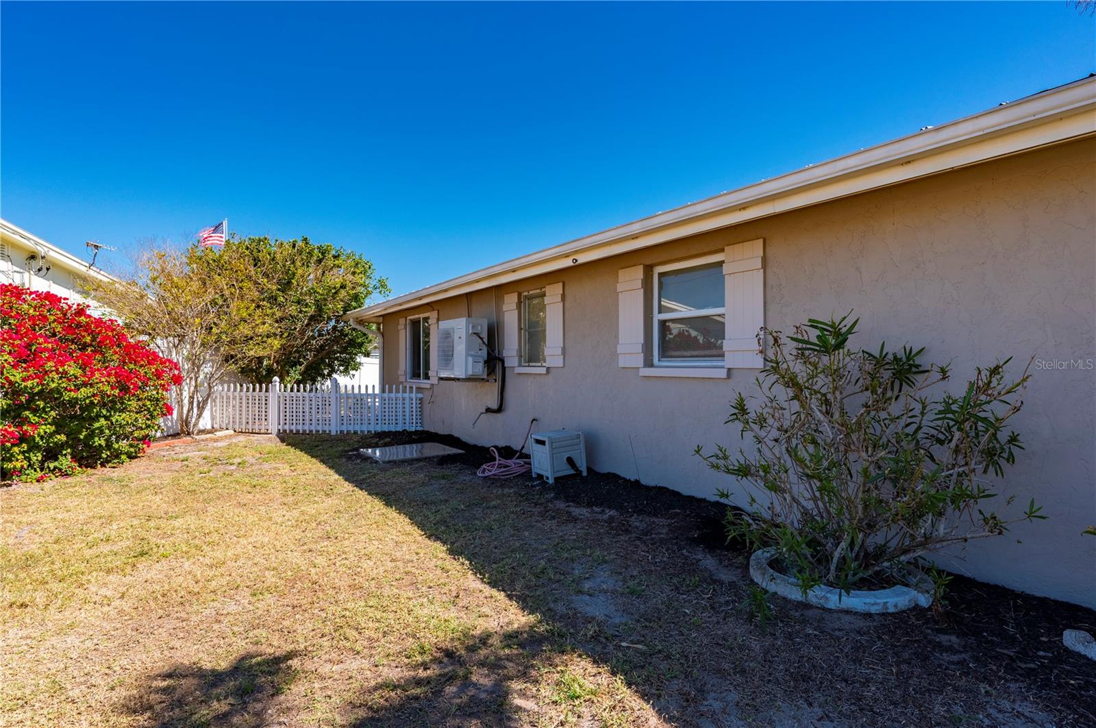 Image 46 of 84 For 21194 Edgewater Drive