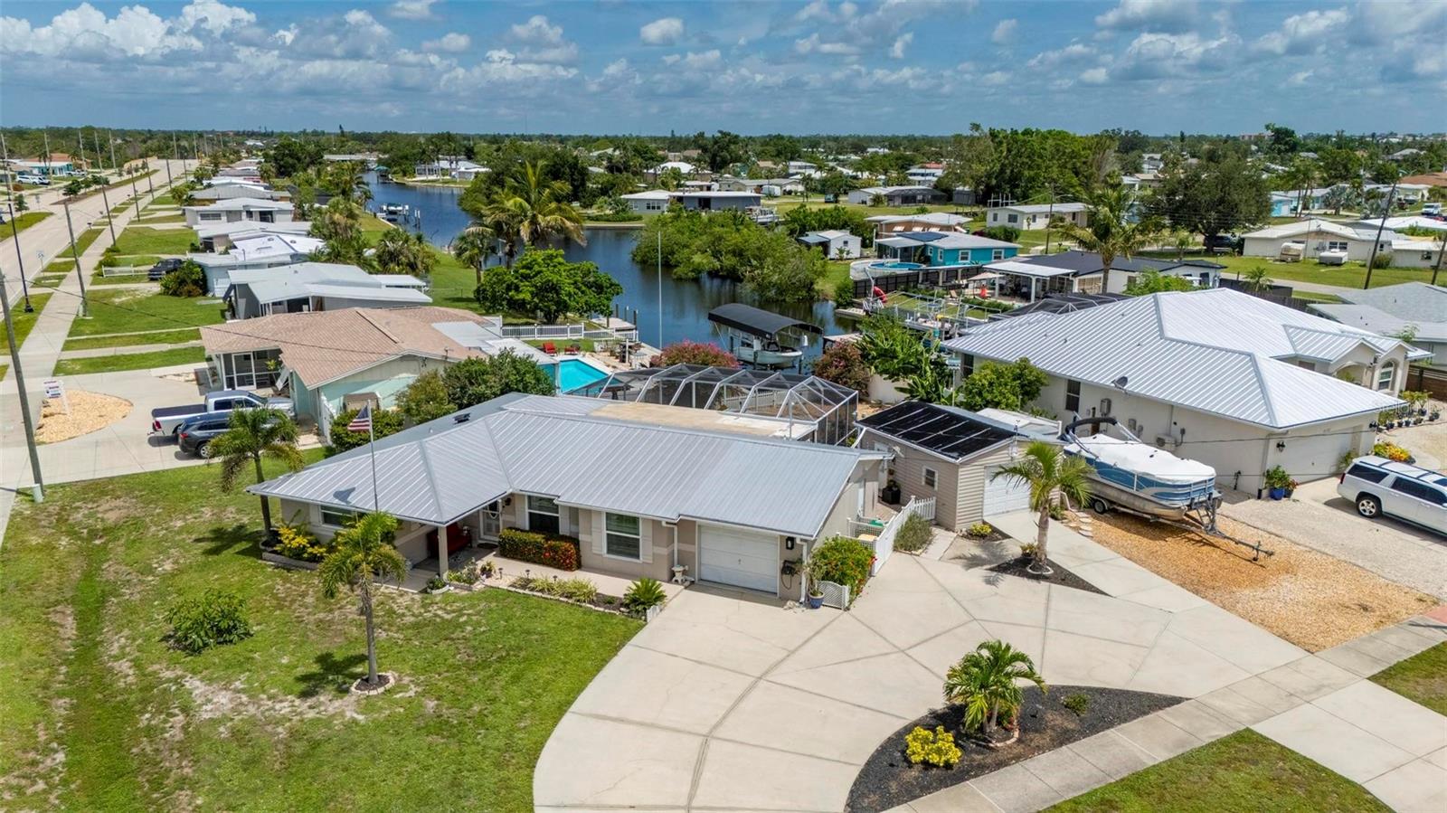 Image 48 of 84 For 21194 Edgewater Drive