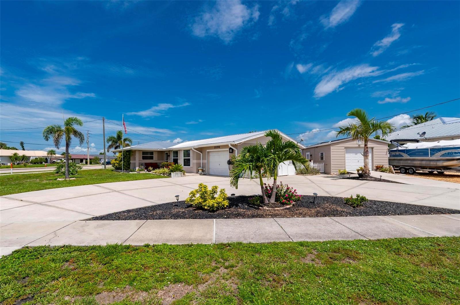 Image 58 of 84 For 21194 Edgewater Drive
