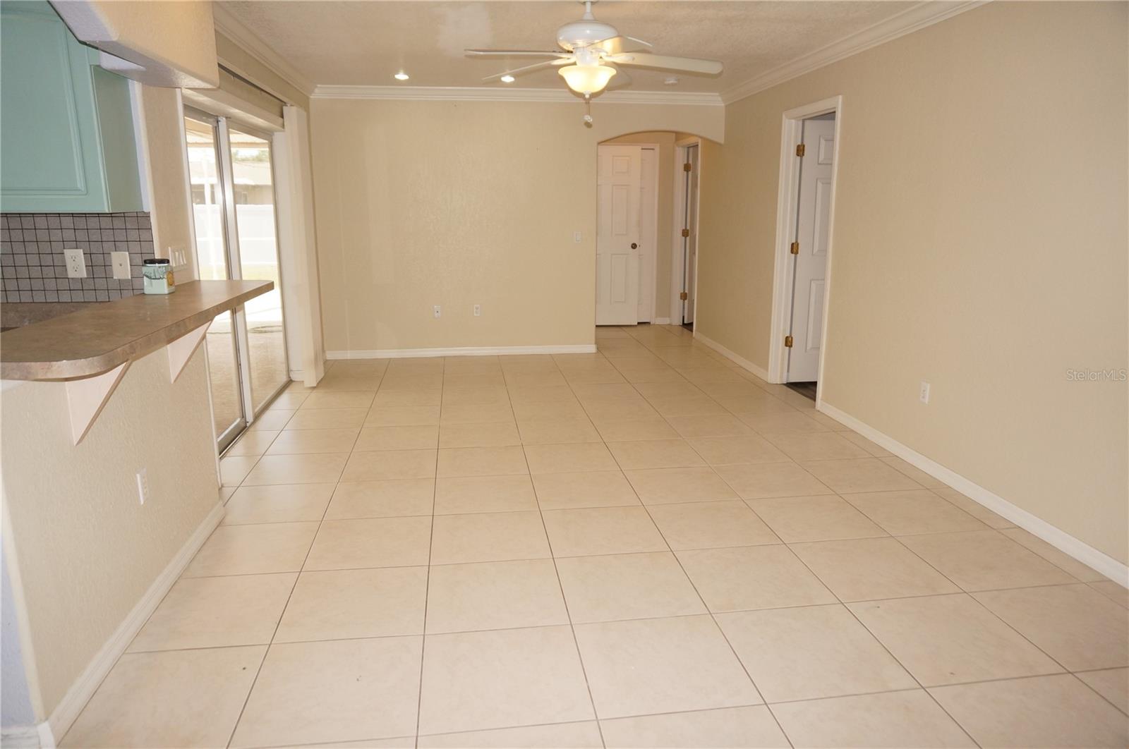 Image 20 of 53 For 594 Tarpon Boulevard Nw
