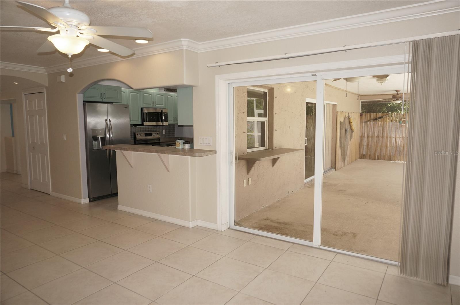 Image 23 of 53 For 594 Tarpon Boulevard Nw