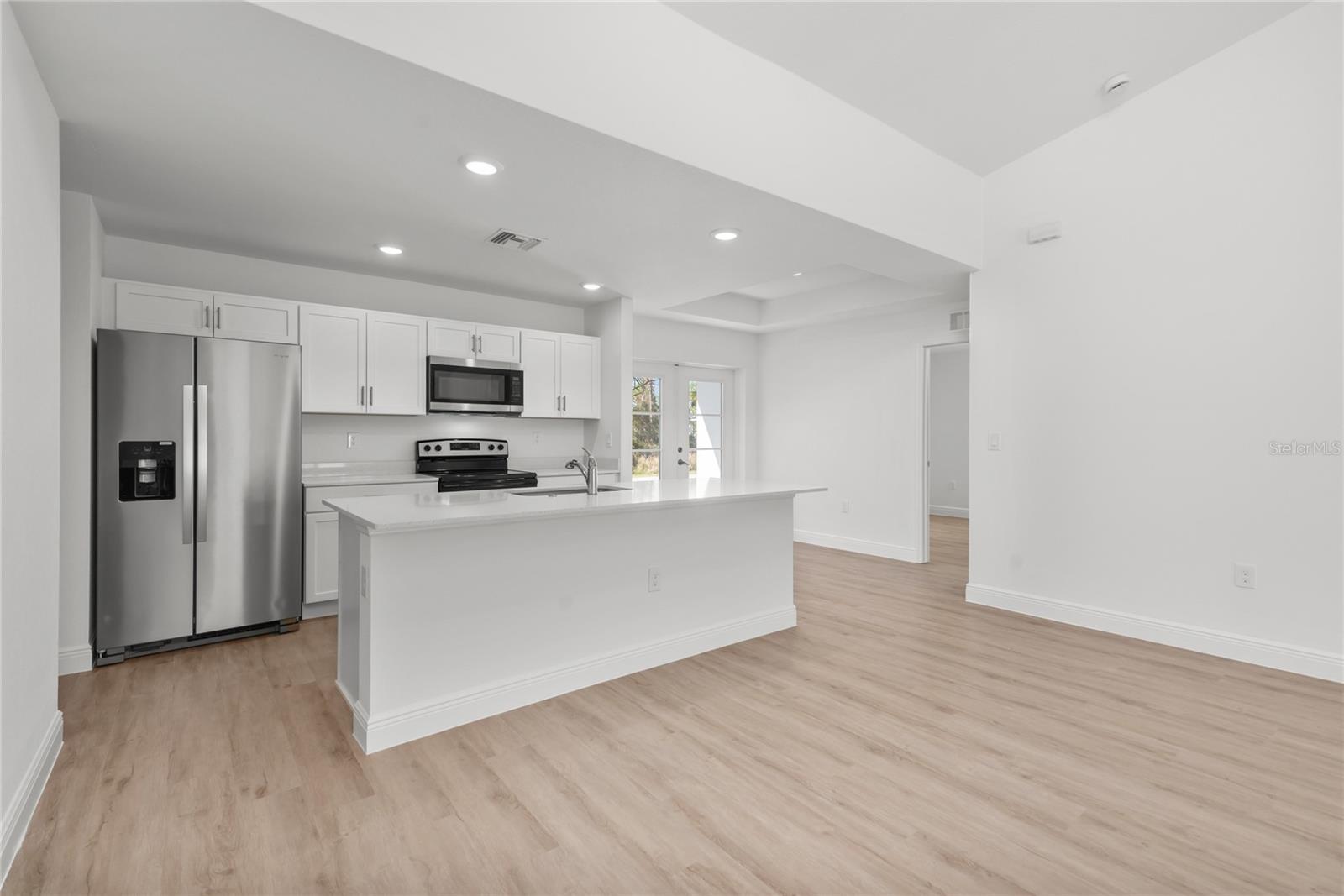 Image 3 of 13 For 111 Swan Drive