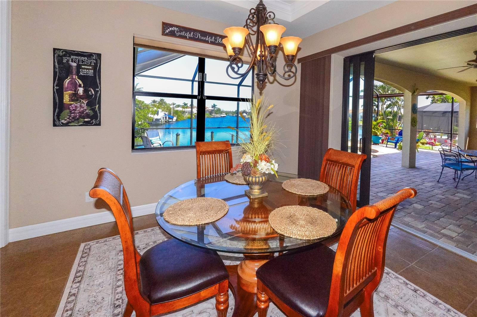 Listing photo id 15 for 3606 Whippoorwill Boulevard