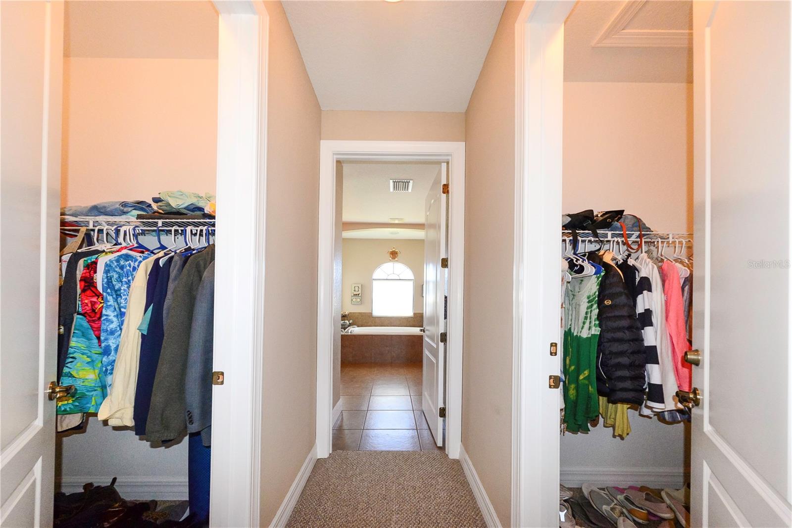 Listing photo id 21 for 3606 Whippoorwill Boulevard