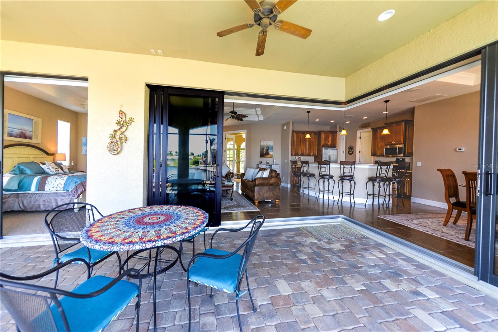 Listing photo id 32 for 3606 Whippoorwill Boulevard