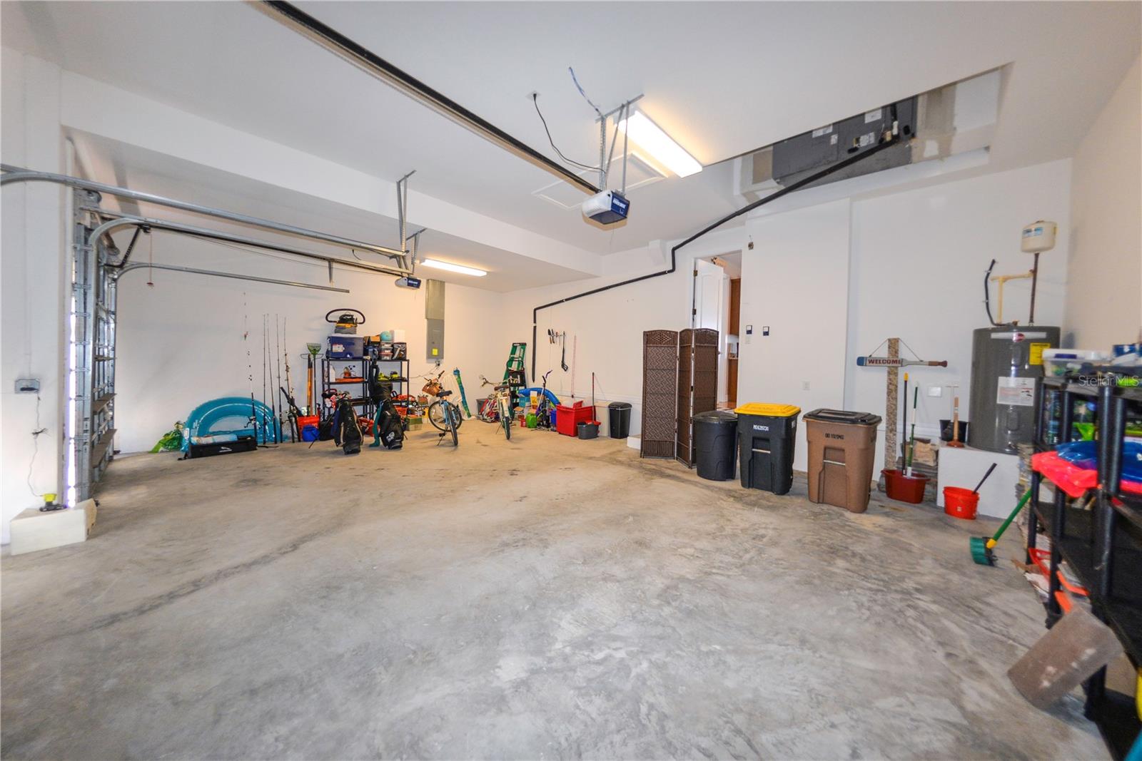 Listing photo id 47 for 3606 Whippoorwill Boulevard