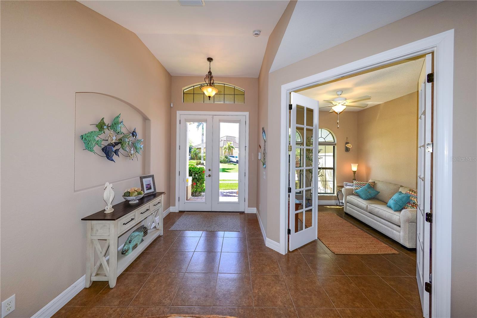 Listing photo id 3 for 3606 Whippoorwill Boulevard