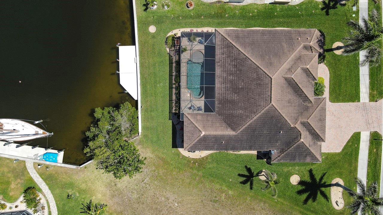 Listing photo id 49 for 3606 Whippoorwill Boulevard