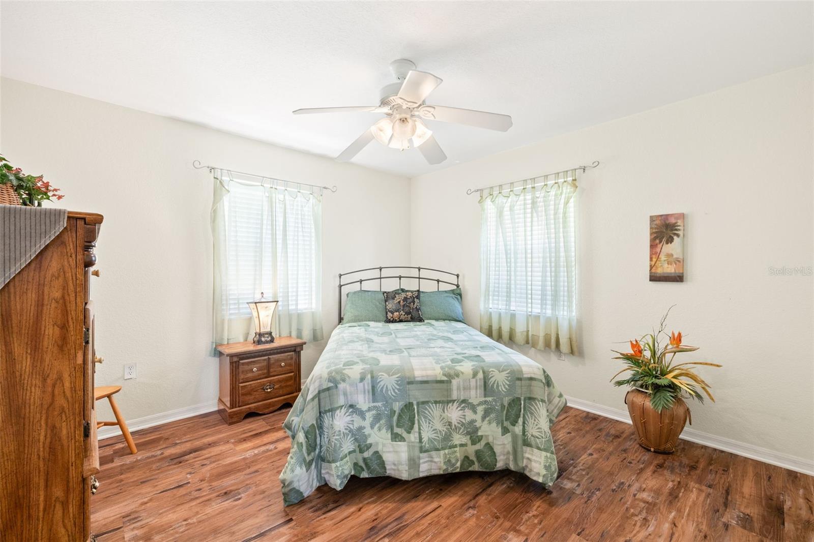 Image 19 of 37 For 25730 Deep Creek Boulevard