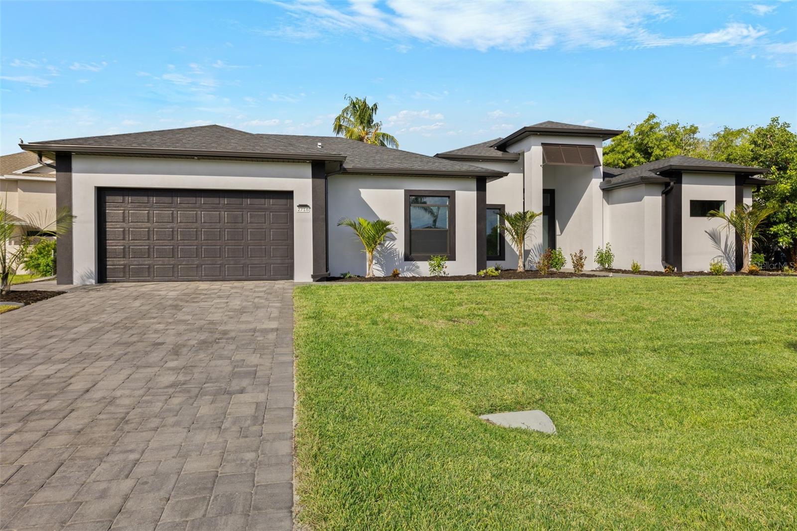 Image 3 of 41 For 2716 13th Avenue