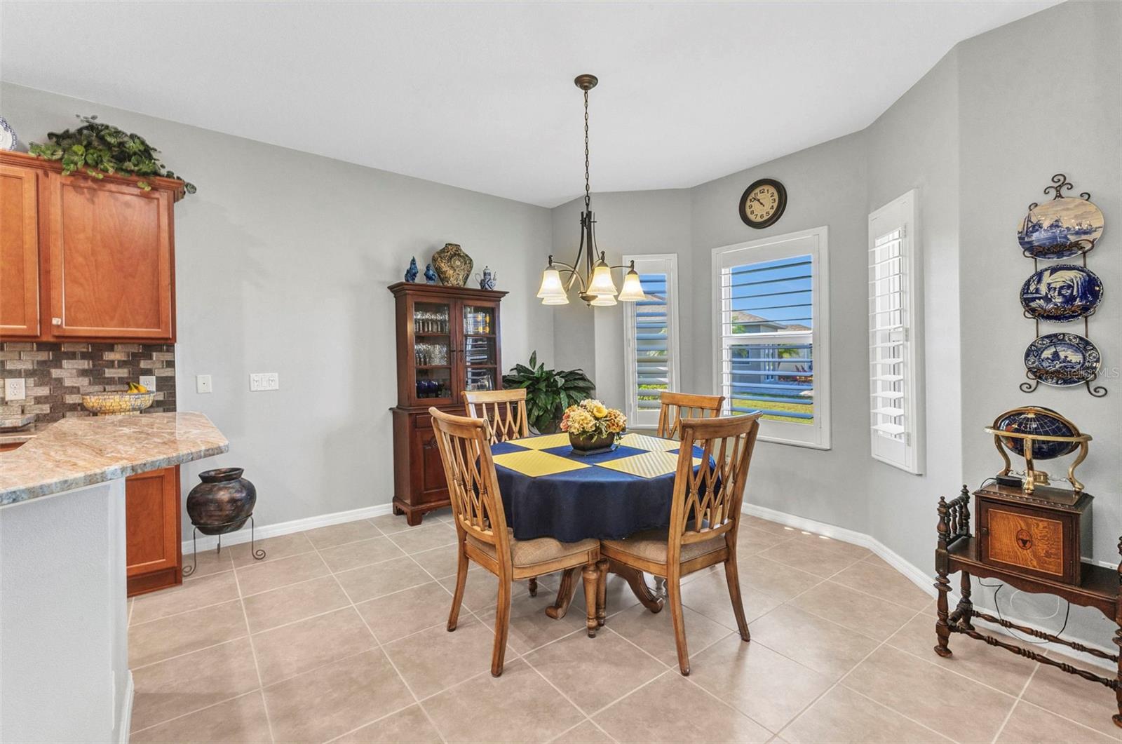 Image 11 of 44 For 24371 Westgate Boulevard