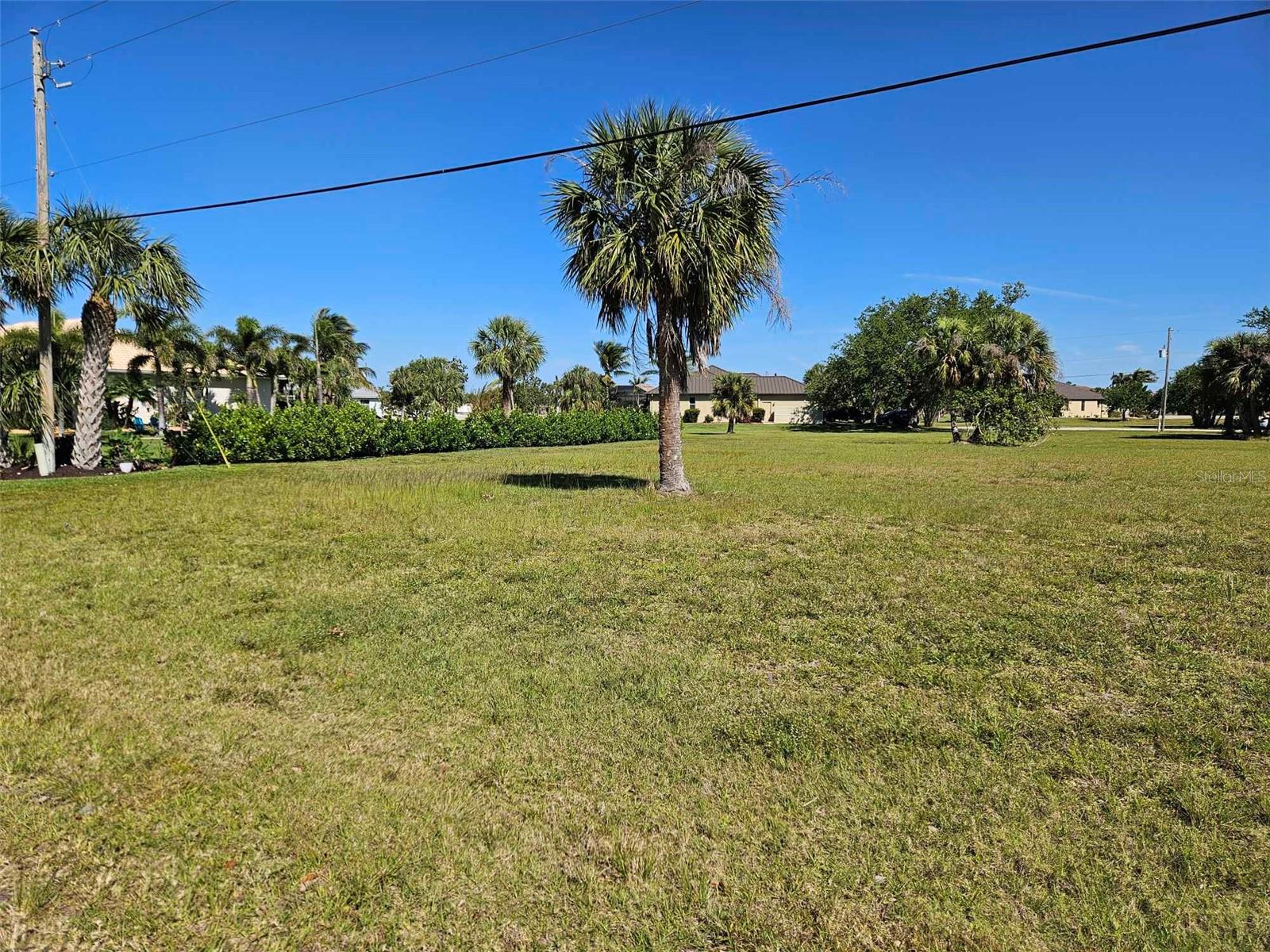 Image 8 of 11 For 24252 Peppercorn Road