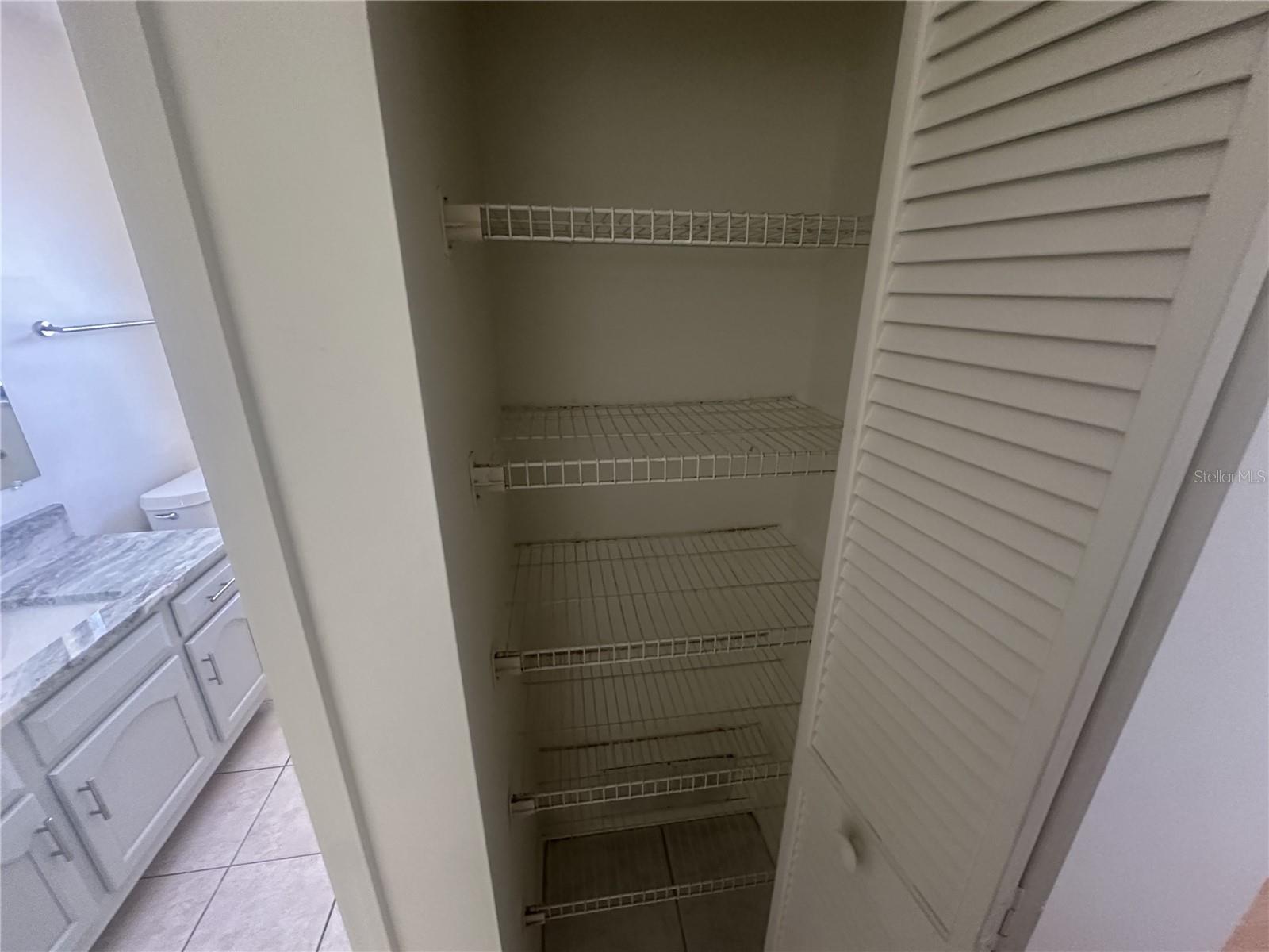 Image 11 of 31 For 2029 Lake View Boulevard