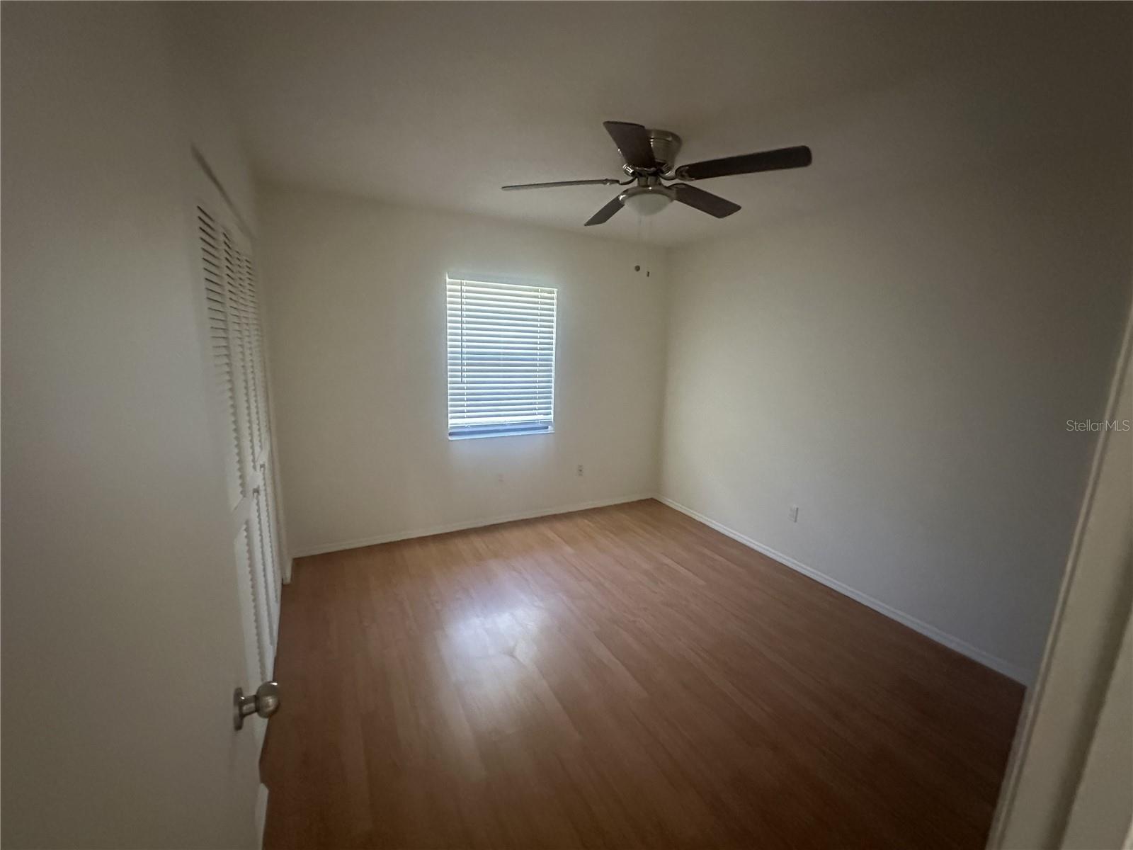 Image 14 of 31 For 2029 Lake View Boulevard