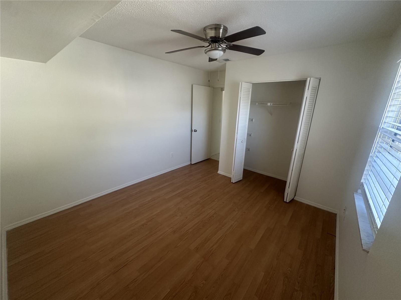 Image 15 of 31 For 2029 Lake View Boulevard