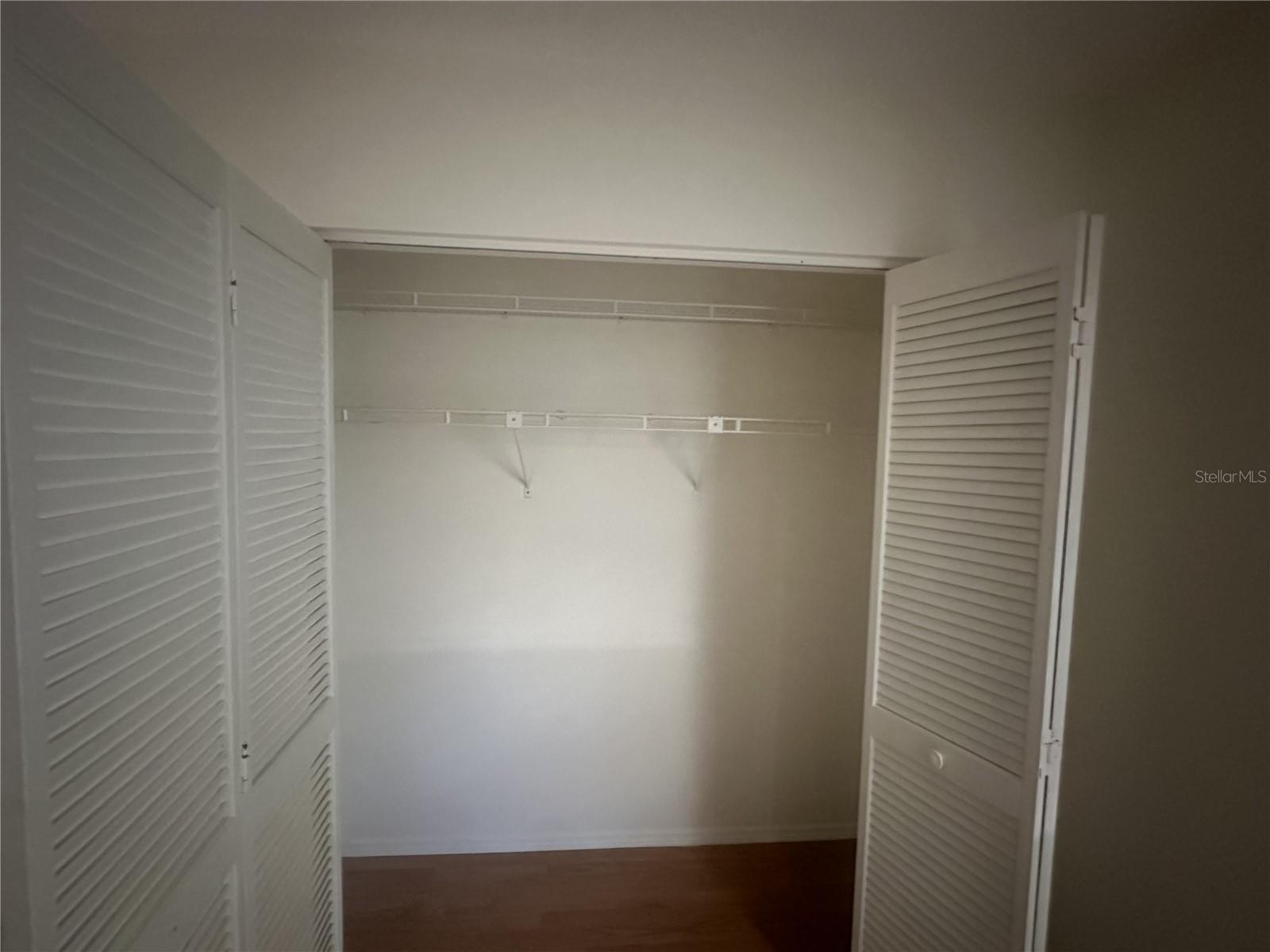 Image 8 of 31 For 2029 Lake View Boulevard