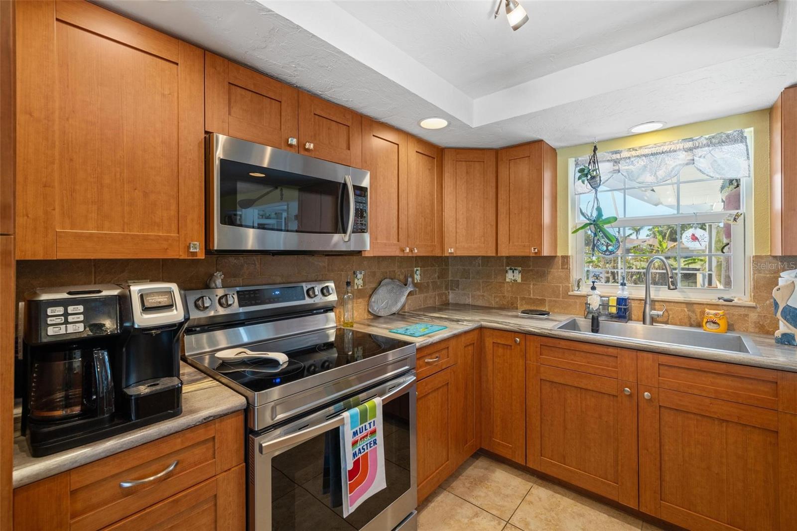Image 12 of 61 For 4279 Harbor Boulevard