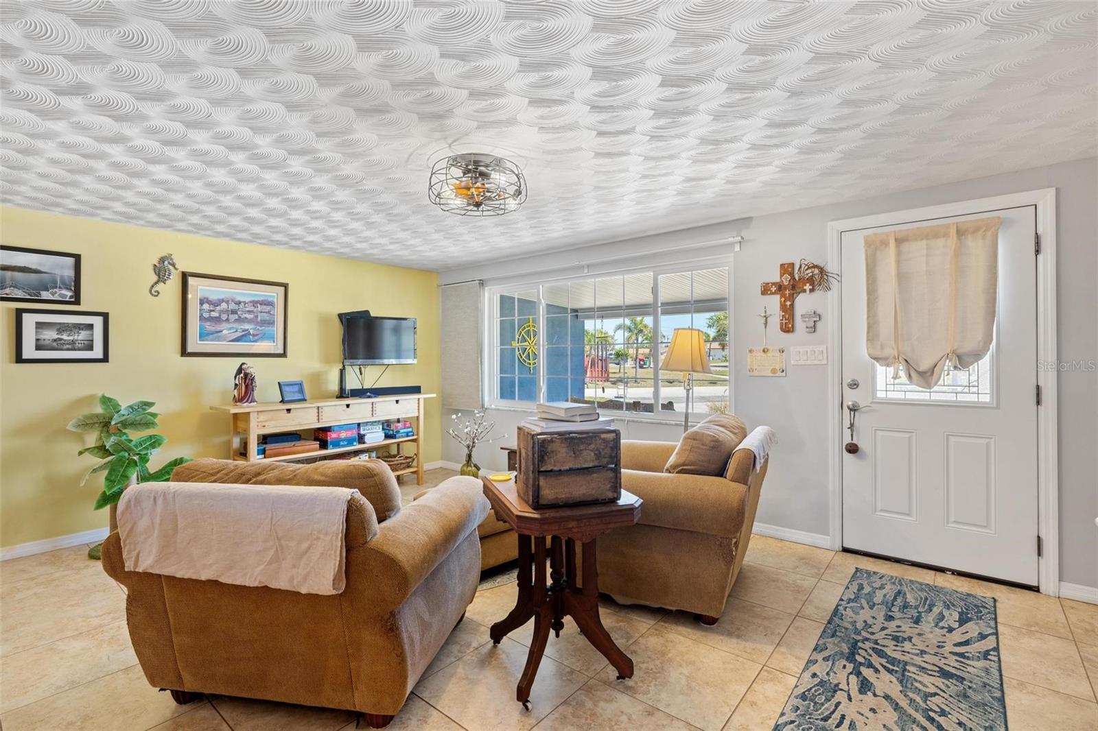 Image 13 of 61 For 4279 Harbor Boulevard