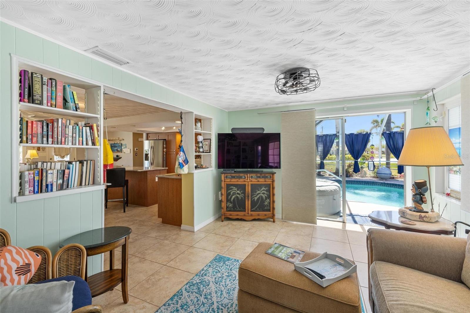 Image 16 of 61 For 4279 Harbor Boulevard