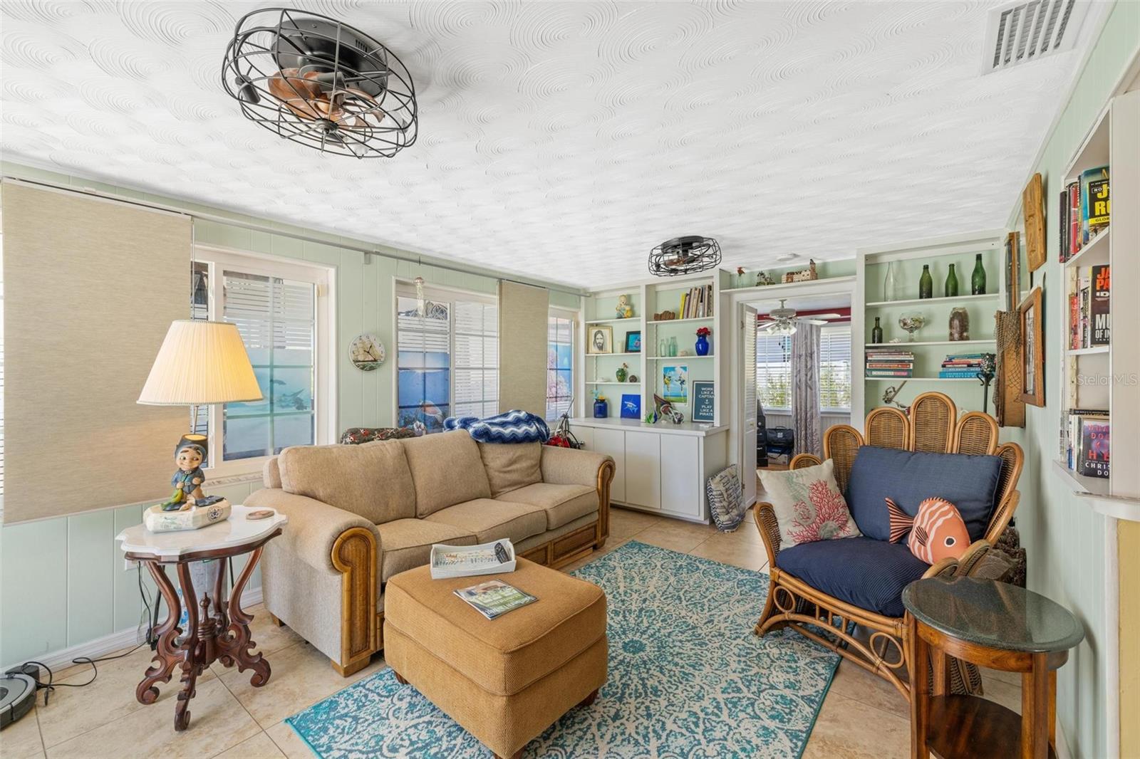 Image 17 of 61 For 4279 Harbor Boulevard