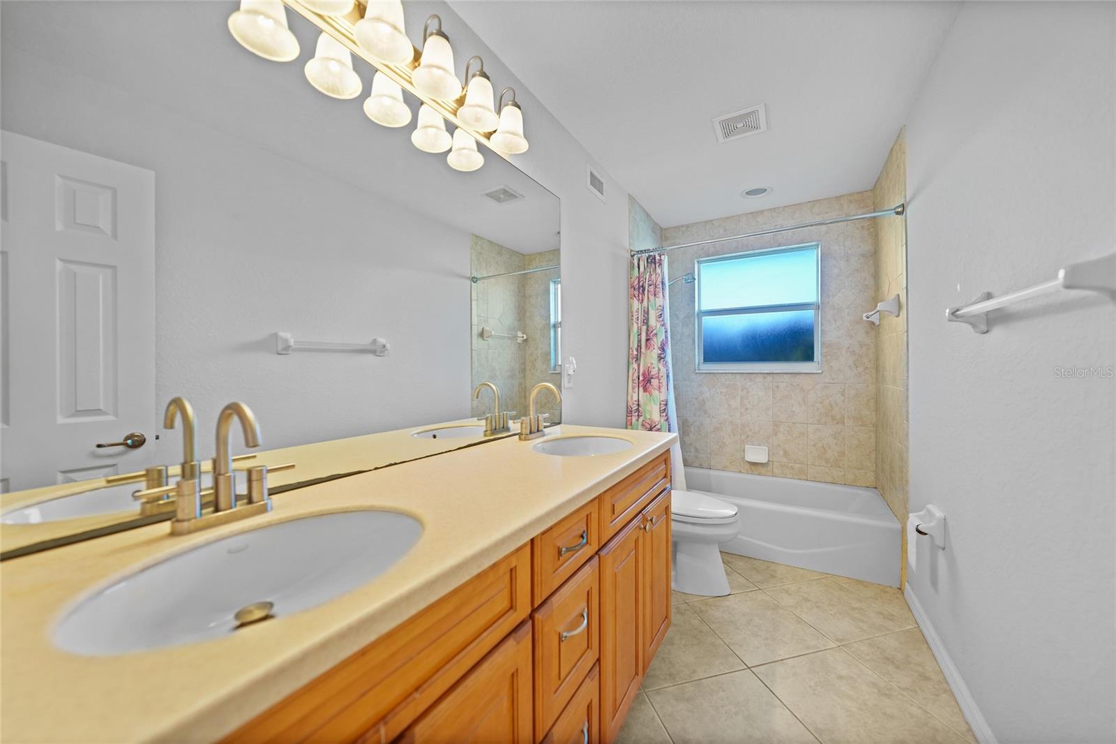 Image 30 of 51 For 955 Don Juan Court