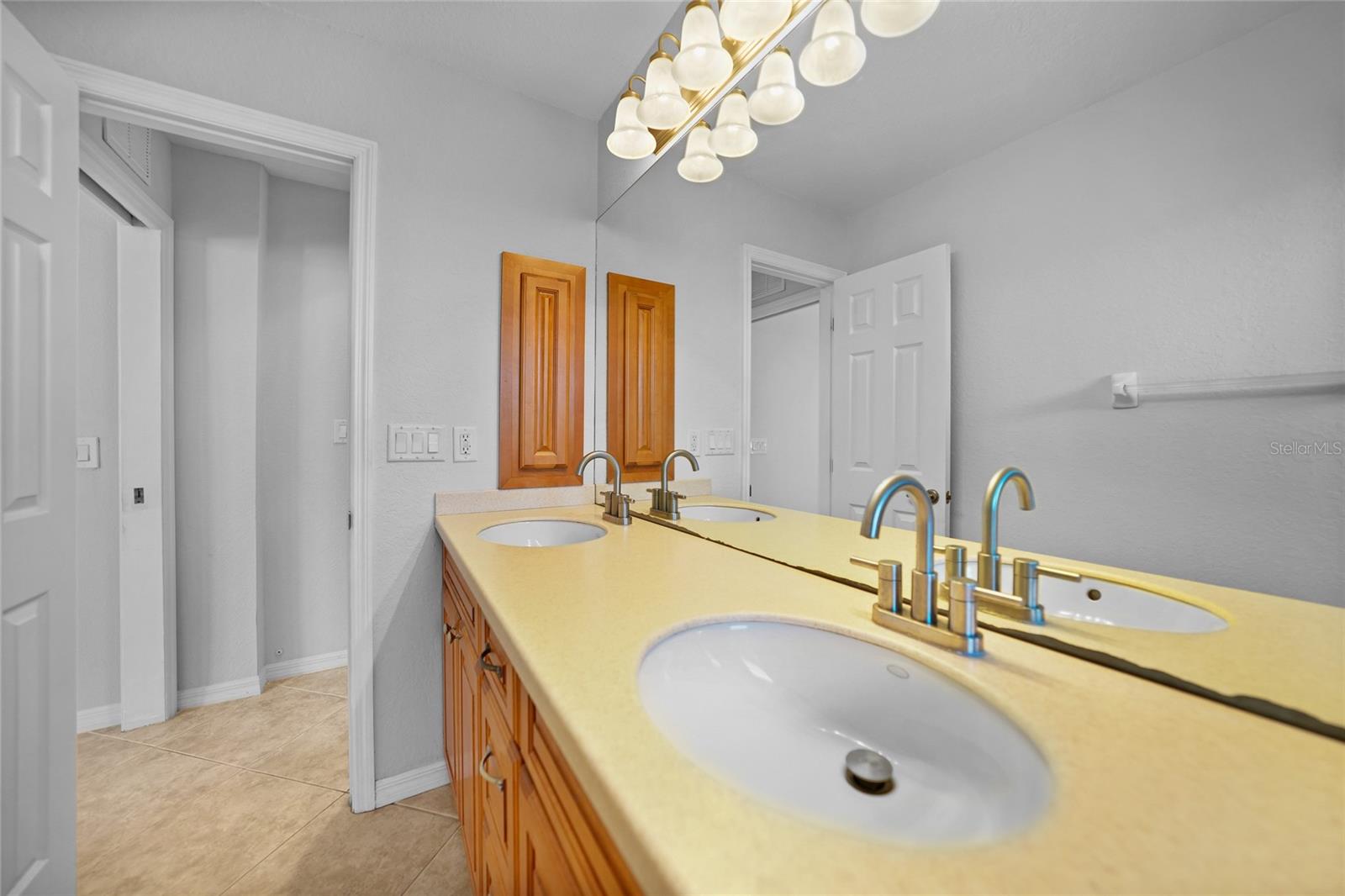 Image 31 of 51 For 955 Don Juan Court