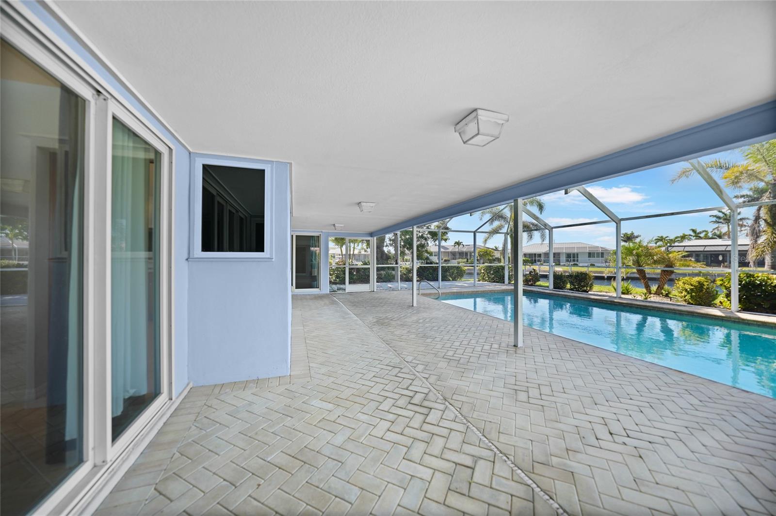 Image 33 of 51 For 955 Don Juan Court
